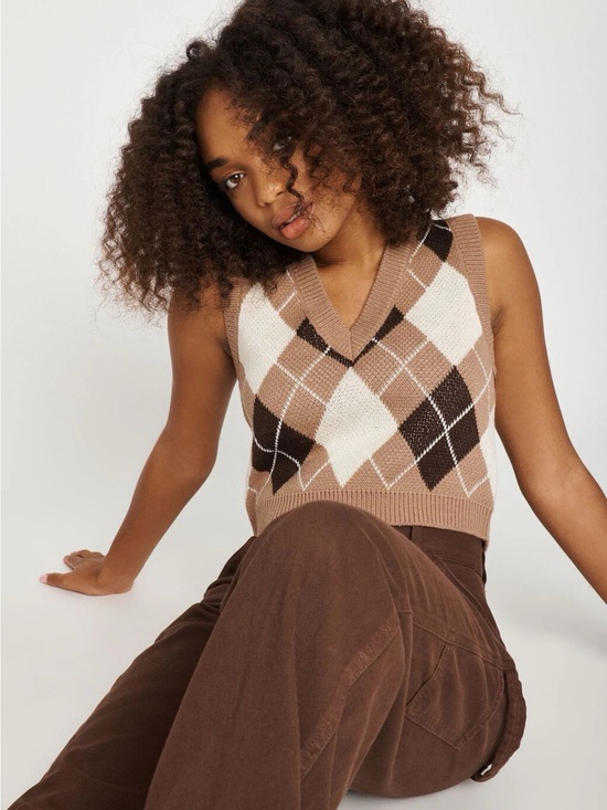 Garage Sweaters - Garage Brown and Cream Argyle V-Neck Sweater Vest